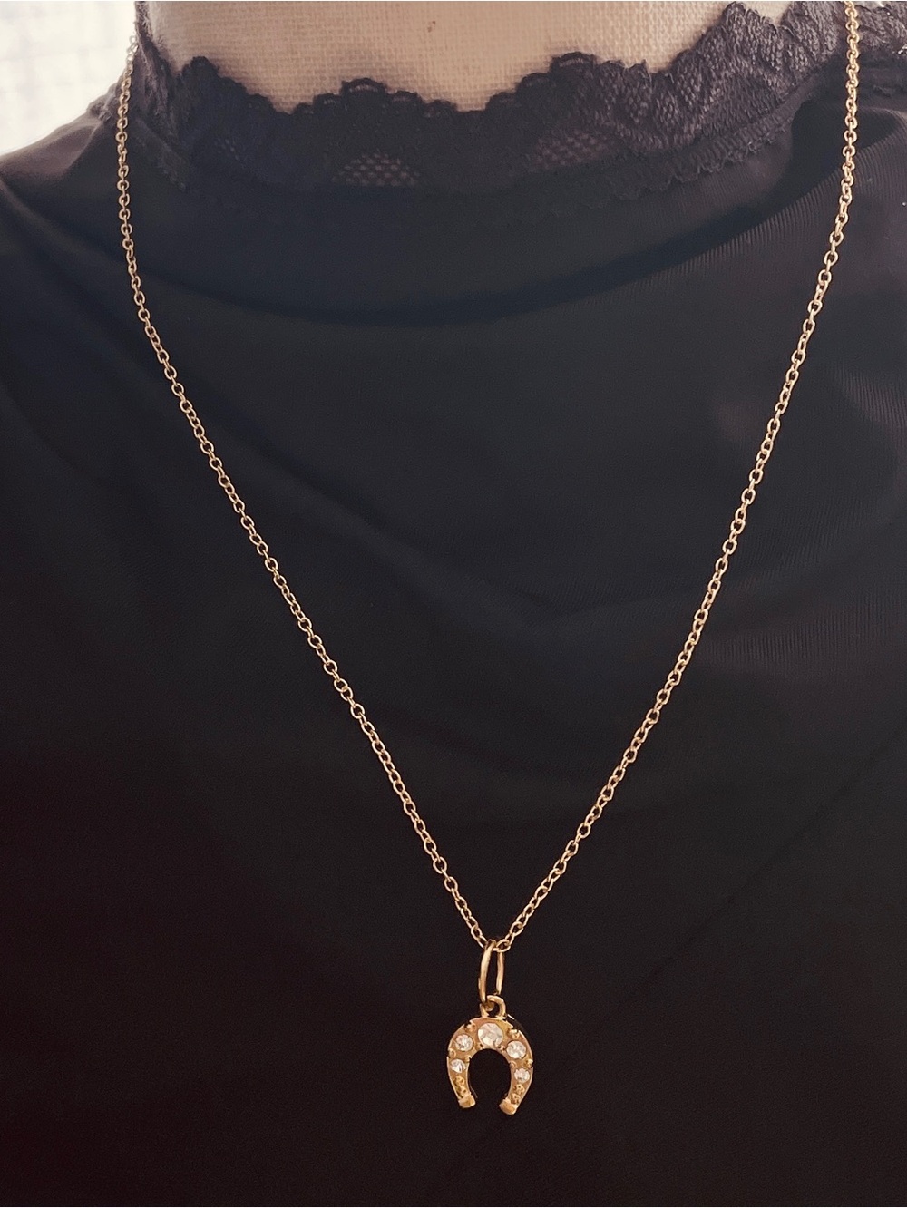 Nordstrom Gold Horseshoe Charm Necklace